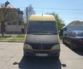 Желтый Мерседес Sprinter, объемом двигателя 2.2 л и пробегом 360 тыс. км за 10000 $, фото 28 на Automoto.ua