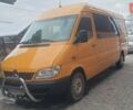 Желтый Мерседес Sprinter, объемом двигателя 2.7 л и пробегом 111 тыс. км за 10050 $, фото 1 на Automoto.ua