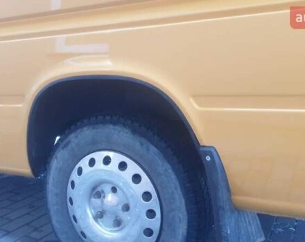 Желтый Мерседес Sprinter, объемом двигателя 2.7 л и пробегом 111 тыс. км за 10050 $, фото 6 на Automoto.ua