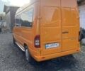 Желтый Мерседес Sprinter, объемом двигателя 2.7 л и пробегом 620 тыс. км за 9800 $, фото 2 на Automoto.ua
