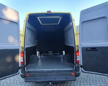 Жовтий Мерседес Sprinter, об'ємом двигуна 2.7 л та пробігом 373 тис. км за 10999 $, фото 7 на Automoto.ua