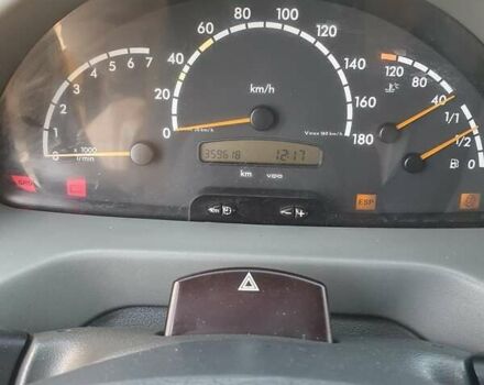 Желтый Мерседес Sprinter, объемом двигателя 2.2 л и пробегом 360 тыс. км за 10000 $, фото 7 на Automoto.ua