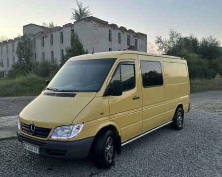 Жовтий Мерседес Sprinter, об'ємом двигуна 2.15 л та пробігом 540 тис. км за 8600 $, фото 13 на Automoto.ua