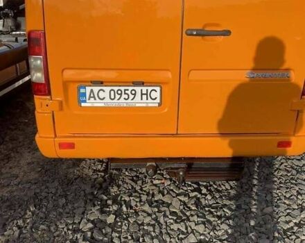 Желтый Мерседес Sprinter, объемом двигателя 2.7 л и пробегом 620 тыс. км за 9800 $, фото 3 на Automoto.ua