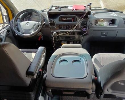 Жовтий Мерседес Sprinter, об'ємом двигуна 2.7 л та пробігом 650 тис. км за 11200 $, фото 5 на Automoto.ua