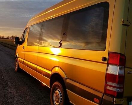 Желтый Мерседес Sprinter, объемом двигателя 2.1 л и пробегом 620 тыс. км за 17500 $, фото 10 на Automoto.ua