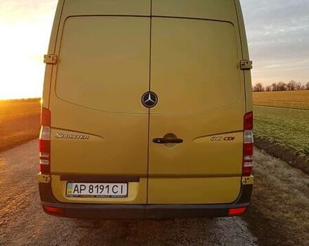 Желтый Мерседес Sprinter, объемом двигателя 2.1 л и пробегом 620 тыс. км за 17500 $, фото 8 на Automoto.ua