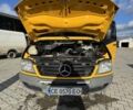Желтый Мерседес Sprinter, объемом двигателя 2.7 л и пробегом 100 тыс. км за 19000 $, фото 19 на Automoto.ua