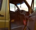 Желтый Мерседес Sprinter, объемом двигателя 2.1 л и пробегом 620 тыс. км за 17500 $, фото 6 на Automoto.ua