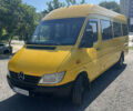 Желтый Мерседес Sprinter, объемом двигателя 2.69 л и пробегом 800 тыс. км за 10200 $, фото 1 на Automoto.ua