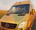 Желтый Мерседес Sprinter, объемом двигателя 2.1 л и пробегом 620 тыс. км за 17500 $, фото 1 на Automoto.ua