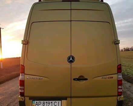 Желтый Мерседес Sprinter, объемом двигателя 2.1 л и пробегом 620 тыс. км за 17500 $, фото 1 на Automoto.ua