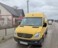 Желтый Мерседес Sprinter, объемом двигателя 2.9 л и пробегом 487 тыс. км за 15000 $, фото 5 на Automoto.ua