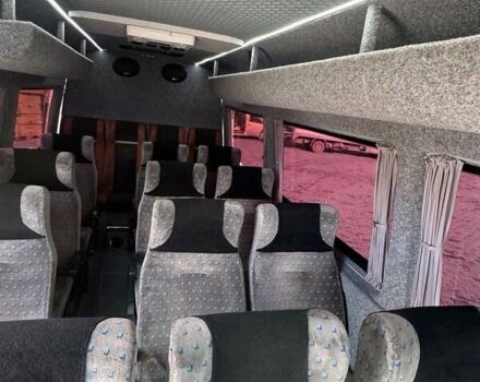 Желтый Мерседес Sprinter, объемом двигателя 2.7 л и пробегом 100 тыс. км за 19000 $, фото 6 на Automoto.ua