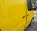 Желтый Мерседес Sprinter, объемом двигателя 2.2 л и пробегом 780 тыс. км за 8800 $, фото 1 на Automoto.ua