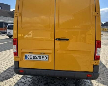 Желтый Мерседес Sprinter, объемом двигателя 2.7 л и пробегом 100 тыс. км за 19000 $, фото 3 на Automoto.ua
