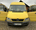 Желтый Мерседес Sprinter, объемом двигателя 2.69 л и пробегом 500 тыс. км за 10600 $, фото 1 на Automoto.ua