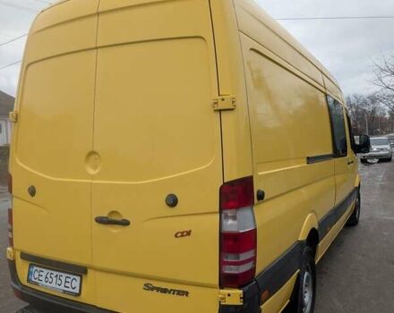 Желтый Мерседес Sprinter, объемом двигателя 2.9 л и пробегом 487 тыс. км за 15000 $, фото 7 на Automoto.ua