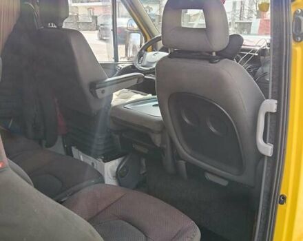 Жовтий Мерседес Sprinter, об'ємом двигуна 2.7 л та пробігом 650 тис. км за 11200 $, фото 4 на Automoto.ua