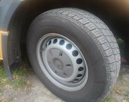 Жовтий Мерседес Sprinter, об'ємом двигуна 2.1 л та пробігом 339 тис. км за 14897 $, фото 17 на Automoto.ua
