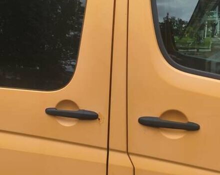 Жовтий Мерседес Sprinter, об'ємом двигуна 2.1 л та пробігом 339 тис. км за 14897 $, фото 22 на Automoto.ua