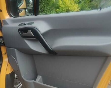 Жовтий Мерседес Sprinter, об'ємом двигуна 2.1 л та пробігом 339 тис. км за 14897 $, фото 18 на Automoto.ua