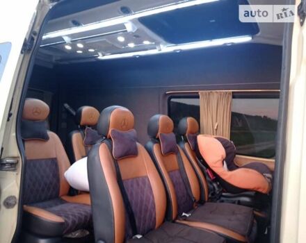 Желтый Мерседес Sprinter, объемом двигателя 2.1 л и пробегом 500 тыс. км за 12700 $, фото 16 на Automoto.ua