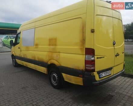 Желтый Мерседес Sprinter, объемом двигателя 3 л и пробегом 640 тыс. км за 11000 $, фото 3 на Automoto.ua