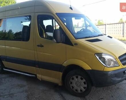 Желтый Мерседес Sprinter, объемом двигателя 2.1 л и пробегом 250 тыс. км за 12800 $, фото 5 на Automoto.ua