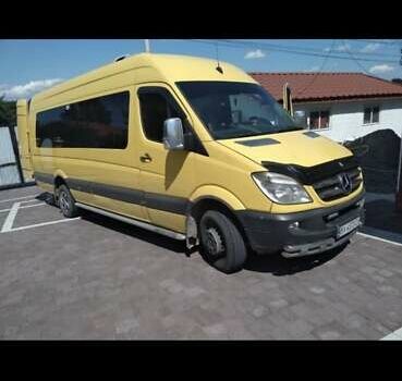 Жовтий Мерседес Sprinter, об'ємом двигуна 2.9 л та пробігом 550 тис. км за 28000 $, фото 12 на Automoto.ua