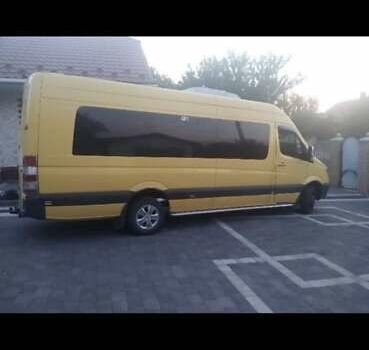 Жовтий Мерседес Sprinter, об'ємом двигуна 2.9 л та пробігом 550 тис. км за 28000 $, фото 6 на Automoto.ua