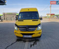 Желтый Мерседес Sprinter, объемом двигателя 2.2 л и пробегом 423 тыс. км за 36500 $, фото 1 на Automoto.ua