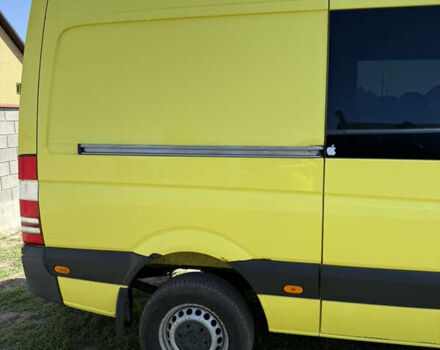 Желтый Мерседес Sprinter, объемом двигателя 3 л и пробегом 666 тыс. км за 23134 $, фото 8 на Automoto.ua
