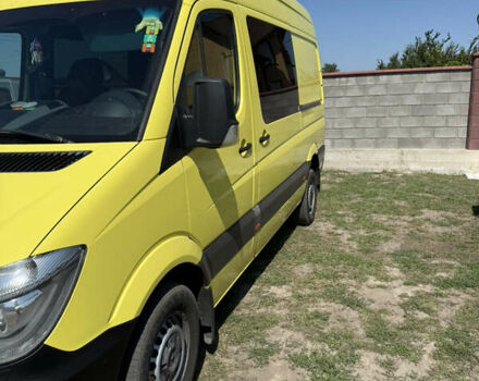 Желтый Мерседес Sprinter, объемом двигателя 3 л и пробегом 666 тыс. км за 25000 $, фото 5 на Automoto.ua