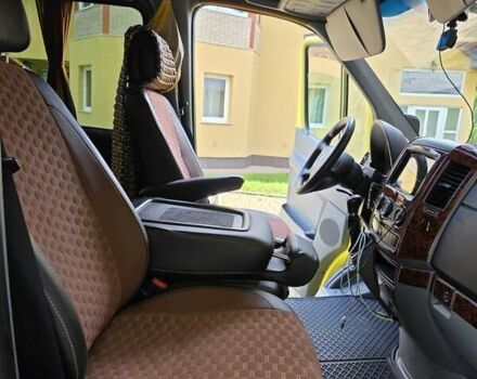 Желтый Мерседес Sprinter, объемом двигателя 2.2 л и пробегом 374 тыс. км за 26500 $, фото 8 на Automoto.ua