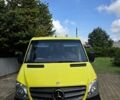 Желтый Мерседес Sprinter, объемом двигателя 2.2 л и пробегом 374 тыс. км за 26500 $, фото 4 на Automoto.ua