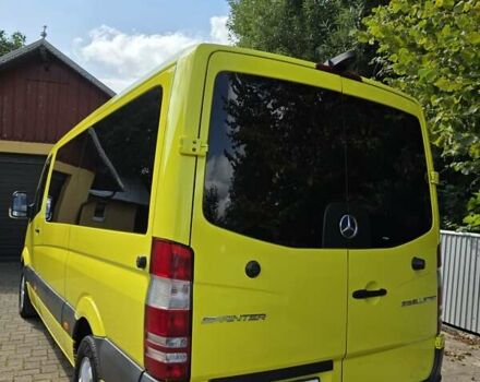 Желтый Мерседес Sprinter, объемом двигателя 2.2 л и пробегом 374 тыс. км за 26500 $, фото 5 на Automoto.ua