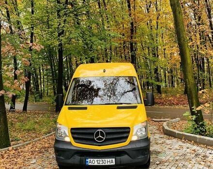 Жовтий Мерседес Sprinter, об'ємом двигуна 2.1 л та пробігом 159 тис. км за 18888 $, фото 41 на Automoto.ua