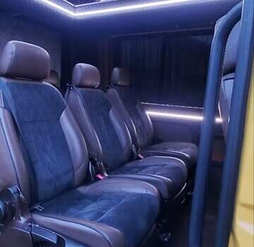 Жовтий Мерседес Sprinter, об'ємом двигуна 2.99 л та пробігом 643 тис. км за 27000 $, фото 1 на Automoto.ua