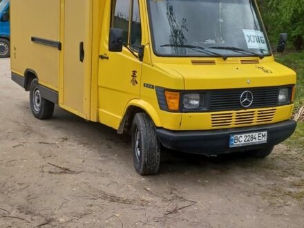 Мерседес Sprinter 1995 в Львове на Automoto.ua Желтый Мерседес Sprinter, объемом двигателя 2.3 л и пробегом 727 тыс. км за 4300 $, фото 1 на Automoto.ua
