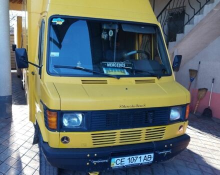 Желтый Мерседес Sprinter, объемом двигателя 2.3 л и пробегом 350 тыс. км за 4799 $, фото 1 на Automoto.ua