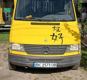 Мерседес Sprinter 1996 в Львове на Automoto.ua Желтый Мерседес Sprinter, объемом двигателя 2.3 л и пробегом 455 тыс. км за 6700 $, фото 1 на Automoto.ua