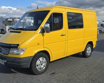 Мерседес Sprinter 1998 в Черновцах на Automoto.ua Желтый Мерседес Sprinter, объемом двигателя 2.3 л и пробегом 267 тыс. км за 5800 $, фото 1 на Automoto.ua