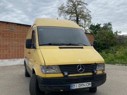 Мерседес Sprinter 1998 в Лубнах на Automoto.ua Желтый Мерседес Sprinter, объемом двигателя 2.3 л и пробегом 686 тыс. км за 4800 $, фото 1 на Automoto.ua