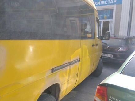 Мерседес Sprinter 1998 в Городок на Automoto.ua Желтый Мерседес Sprinter, объемом двигателя 2.9 л и пробегом 300 тыс. км за 5300 $, фото 1 на Automoto.ua