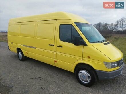 Желтый Мерседес Sprinter, объемом двигателя 2.87 л и пробегом 560 тыс. км за 8999 $, фото 1 на Automoto.ua