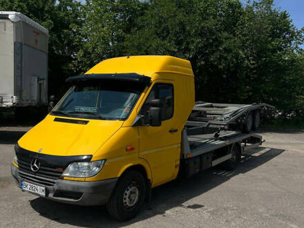 Жовтий Мерседес Sprinter, об'ємом двигуна 2.2 л та пробігом 700 тис. км за 11999 $, фото 1 на Automoto.ua