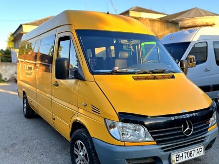 Жовтий Мерседес Sprinter, об'ємом двигуна 3 л та пробігом 500 тис. км за 9800 $, фото 1 на Automoto.ua