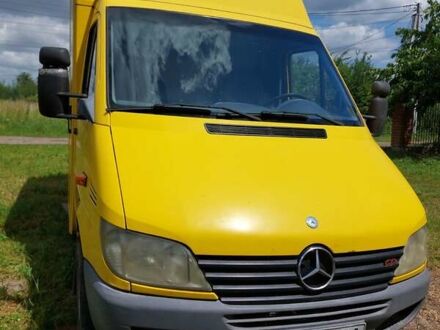 Мерседес Sprinter 2001 в Львове на Automoto.ua Желтый Мерседес Sprinter, объемом двигателя 2.15 л и пробегом 600 тыс. км за 6000 $, фото 1 на Automoto.ua