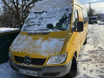 Жовтий Мерседес Sprinter, об'ємом двигуна 2.2 л та пробігом 200 тис. км за 6500 $, фото 1 на Automoto.ua